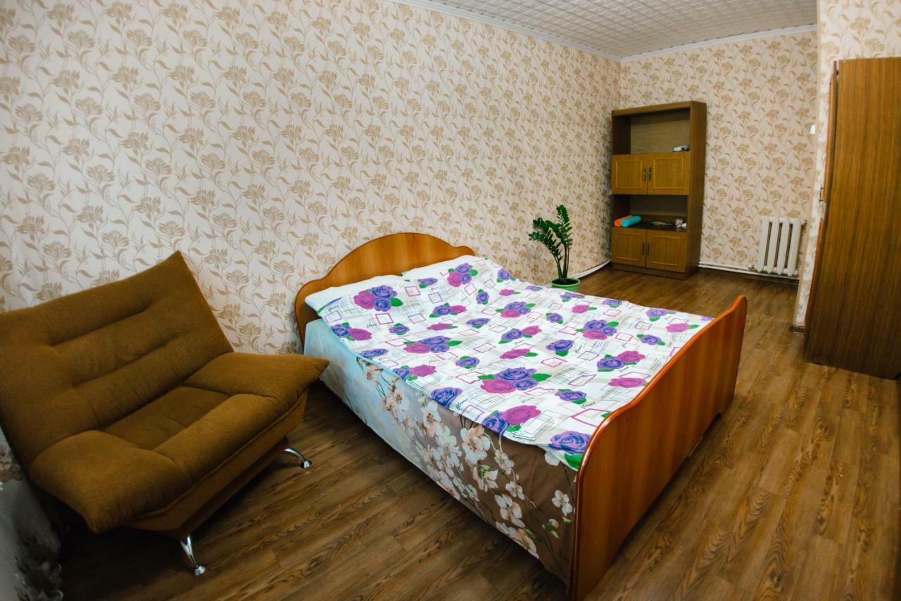 Квартира На Московской 53 Apartamento Buguruslan Exterior foto